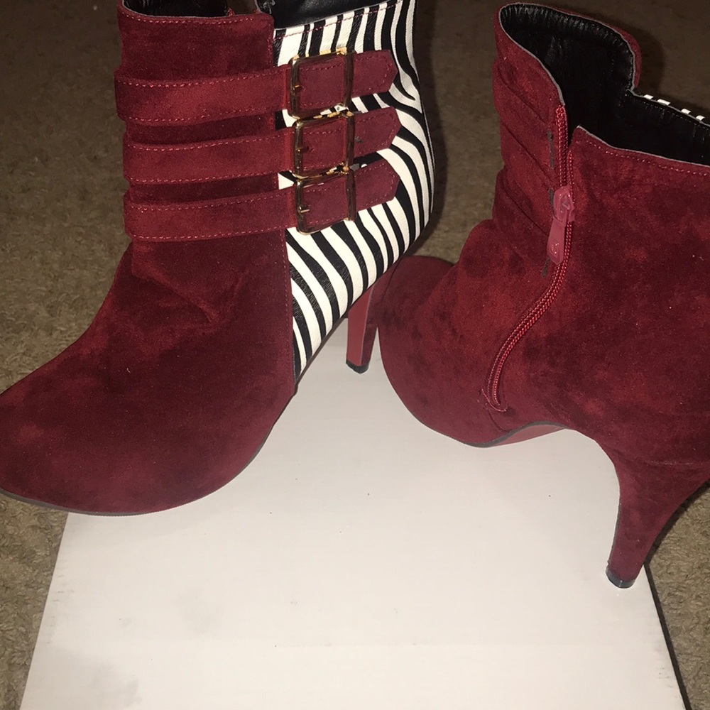 Bergeny zebra print heels